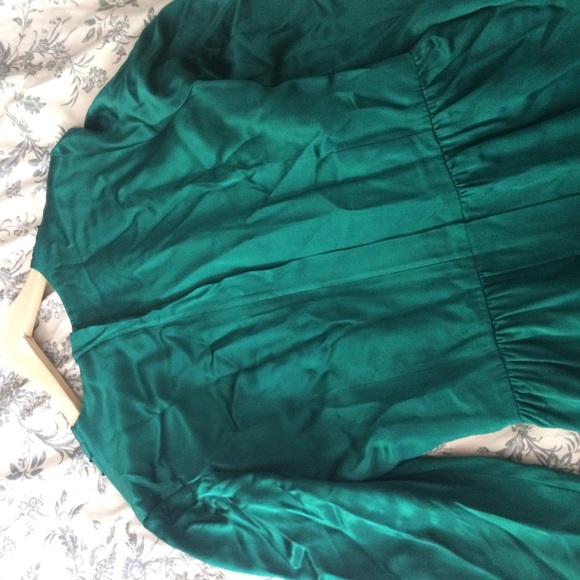 Vintage Emerald 100% Silk Dress - Picture 5 of 7